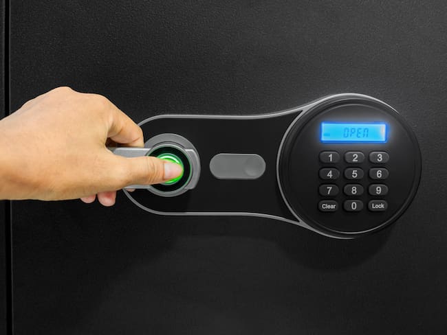 Escritora denunció robo de bienes en caja de seguridad de un hotel: “la desempotraron”