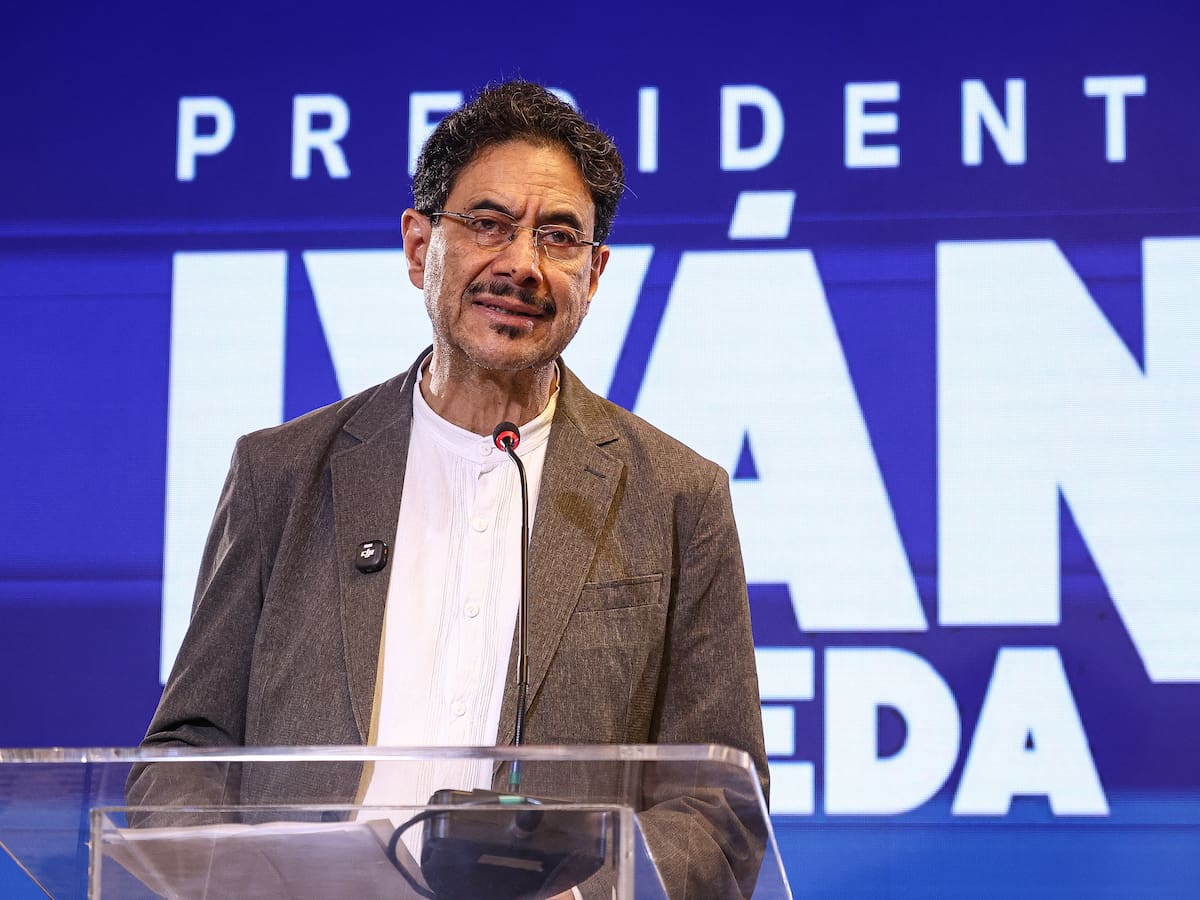 Si De la Espriella se posesiona sin aclarar nuestras 3 condiciones, sería ilegitimidad: Iván Cepeda