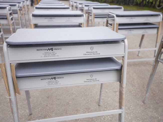 Entrega de pupitres por parte del MEN a instituciones educativas del Catatumbo. / Foto: MEN.