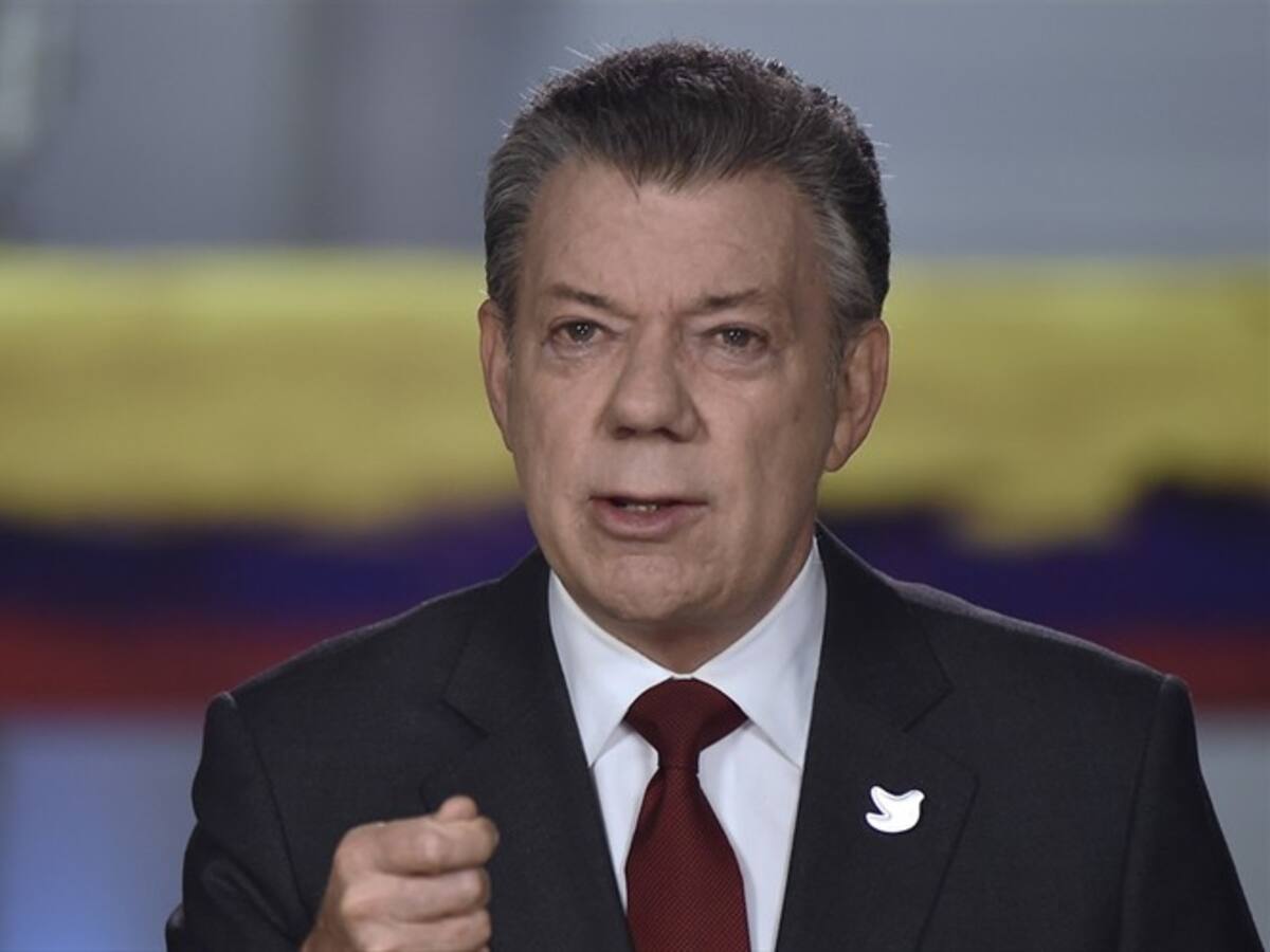 Presidente Santos rechaza choque entre indígenas y soldados en Cauca