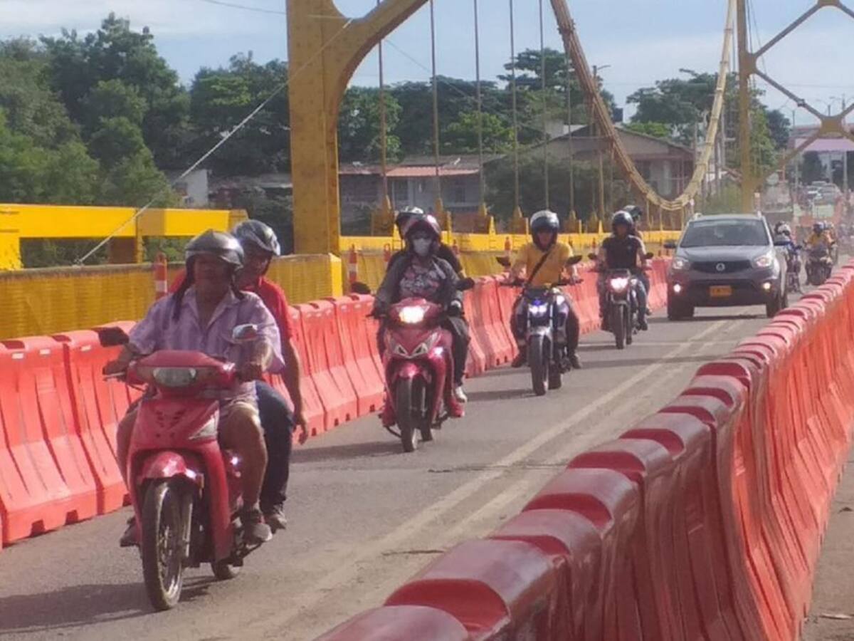 Habilitado el paso de vehículos livianos en el puente de Flandes, Tolima