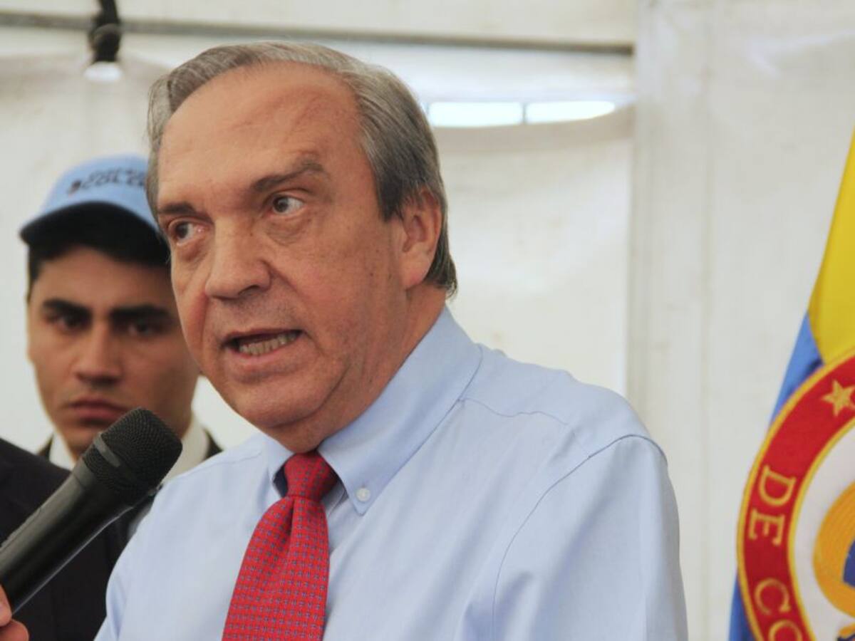 Fiscal de falsos testigos habría recibido tiquetes de familia de Ramos
