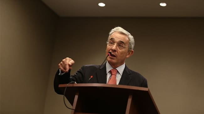 Uribe califica versiones sobre supuesto abuso sexual como "burdo ataque político". Foto: Colprensa