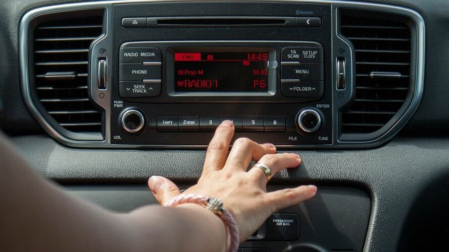 Amanezca bien informado con La W este 6 de abril. Foto: Getty Images / DM MRKU