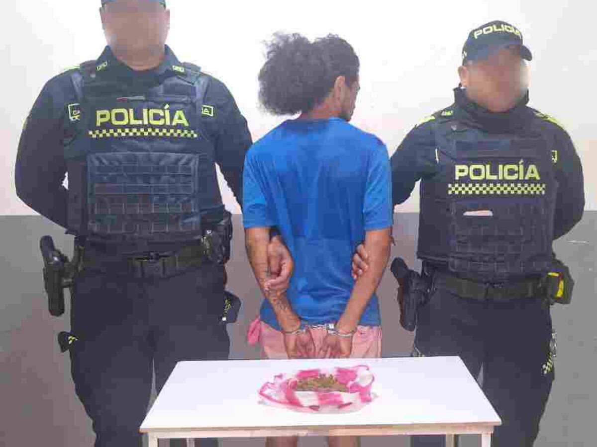 Cinco presuntos jíbaros fueron sorprendidos expendiendo droga cerca de colegios en Cartagena