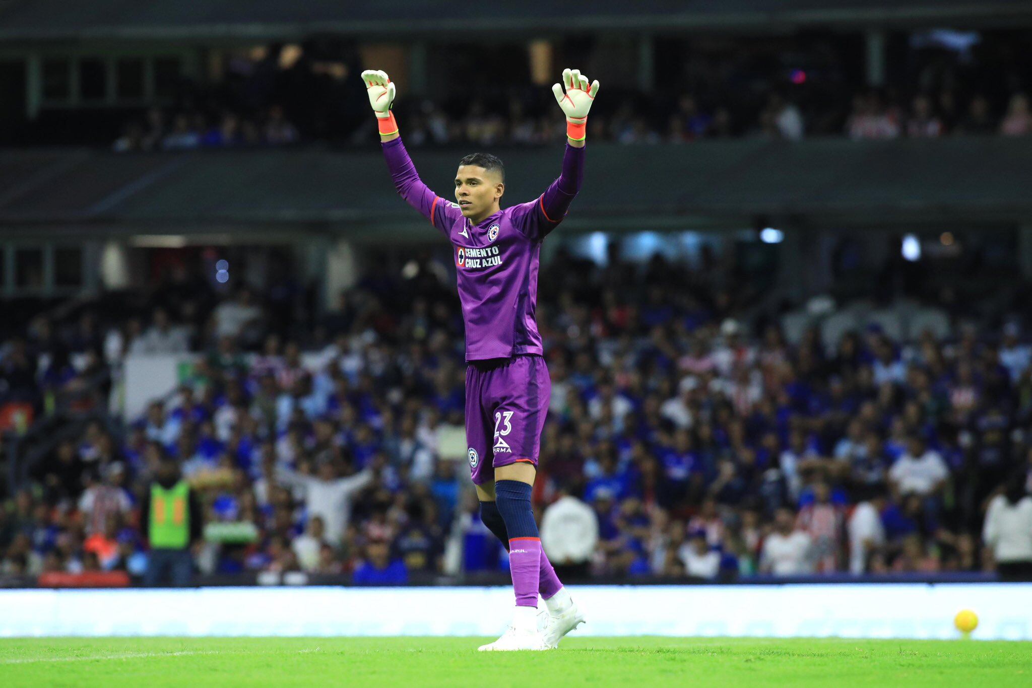 Kevin Mier, elegido dentro del once ideal / @CruzAzul