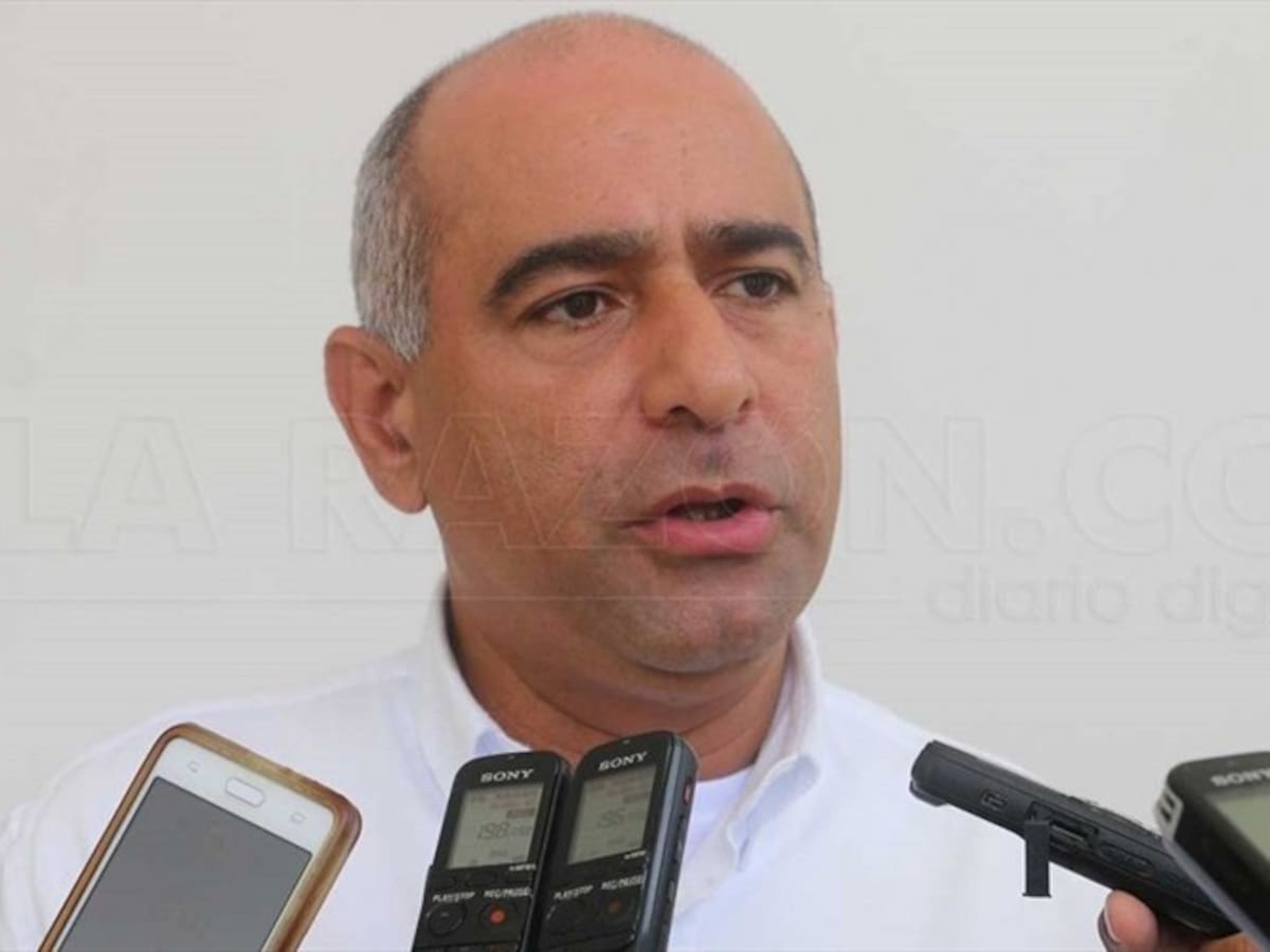 Se entregó exsecretario de Salud de Córdoba, investigado por el cartel de la hemofilia