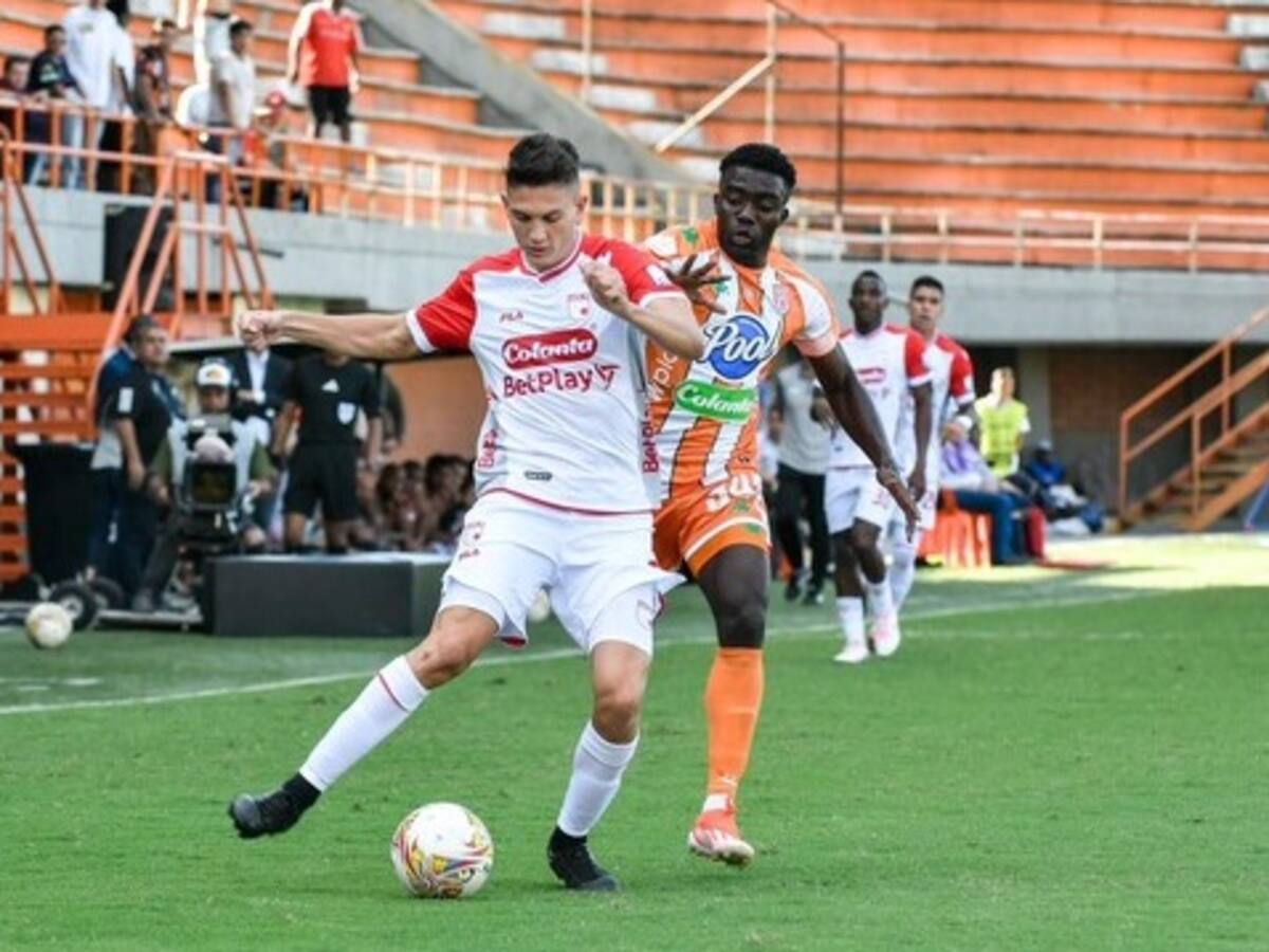 Santa Fe logra su segundo triunfo tras imponerse ante Envigado