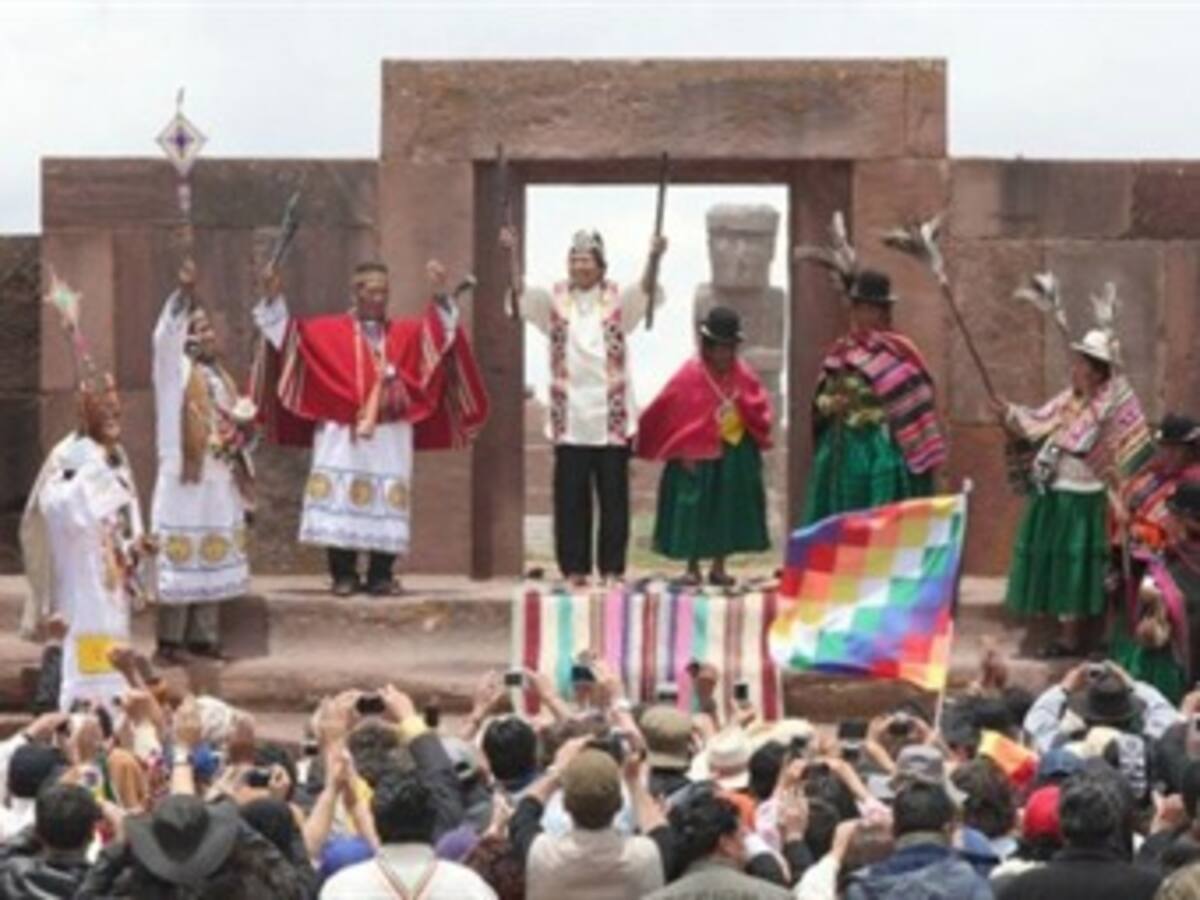 Morales renueva su liderazgo indígena con ritual sagrado