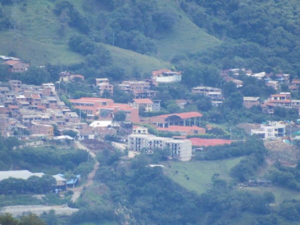 Hombre habría decapitado y prendido fuego a su padre en Marmato, Caldas