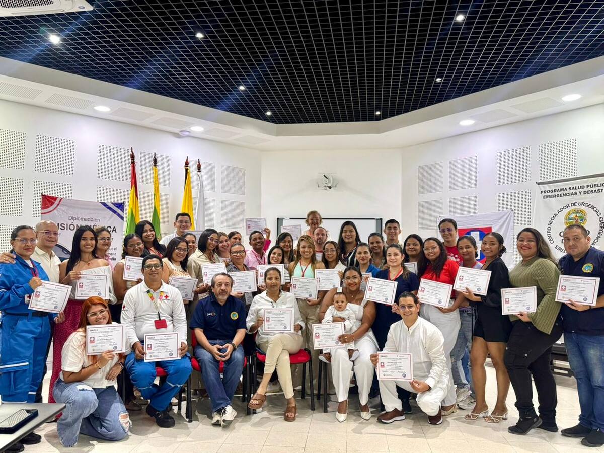 Dadis organiza diplomado para fortalecer atención en misión médica del Distrito