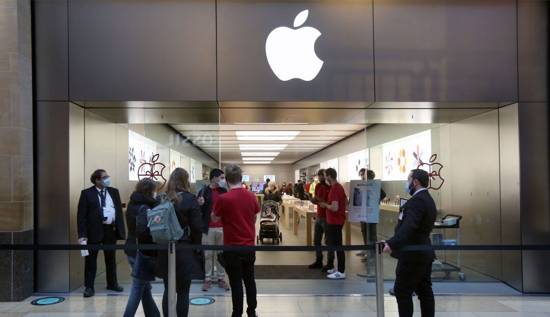 Empleados de Apple reciben 1.000 dólares para seguir trabajando en remoto