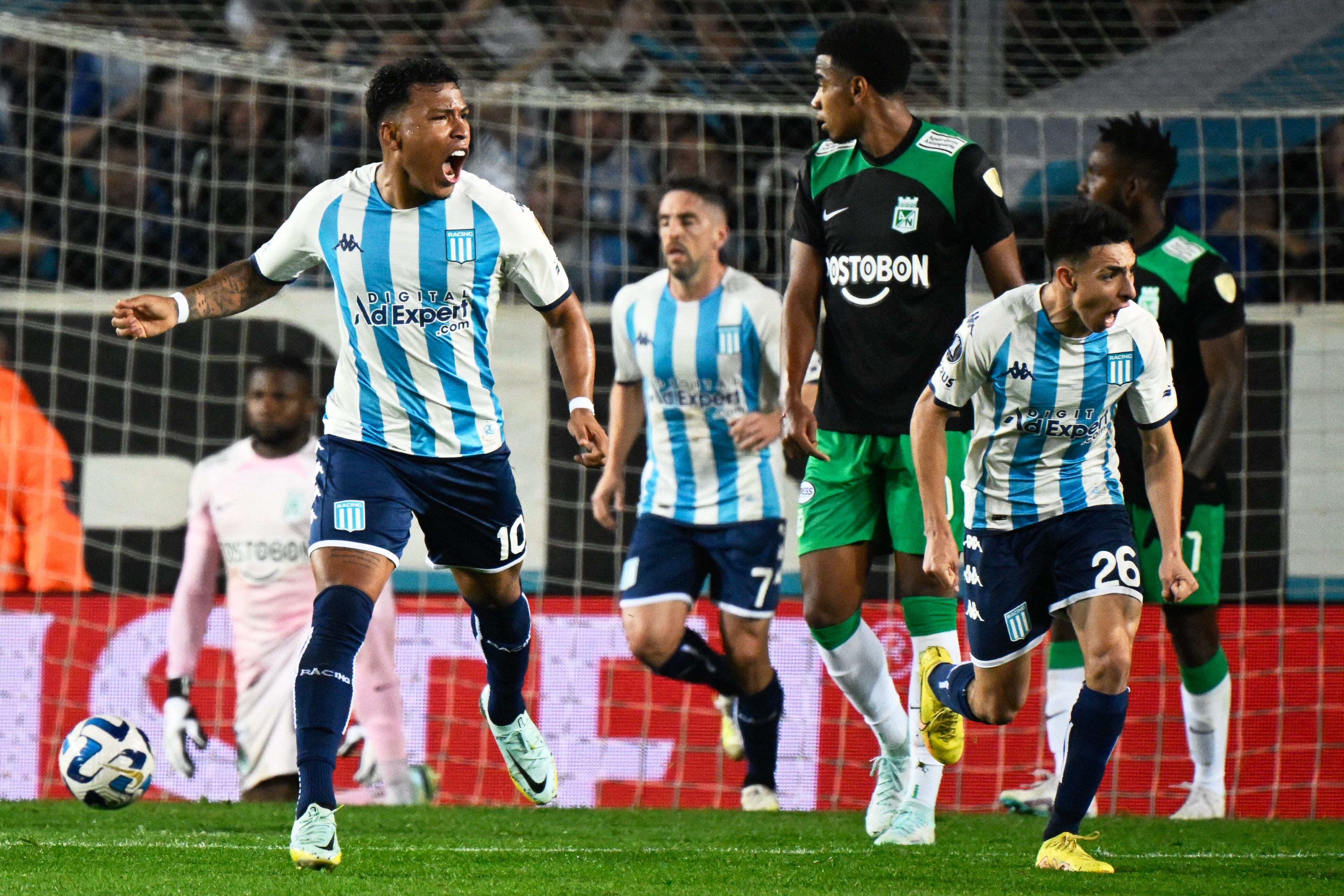 Roger Martínez comandó la victoria de Racing. (Photo by Luis ROBAYO / AFP) (Photo by LUIS ROBAYO/AFP via Getty Images)