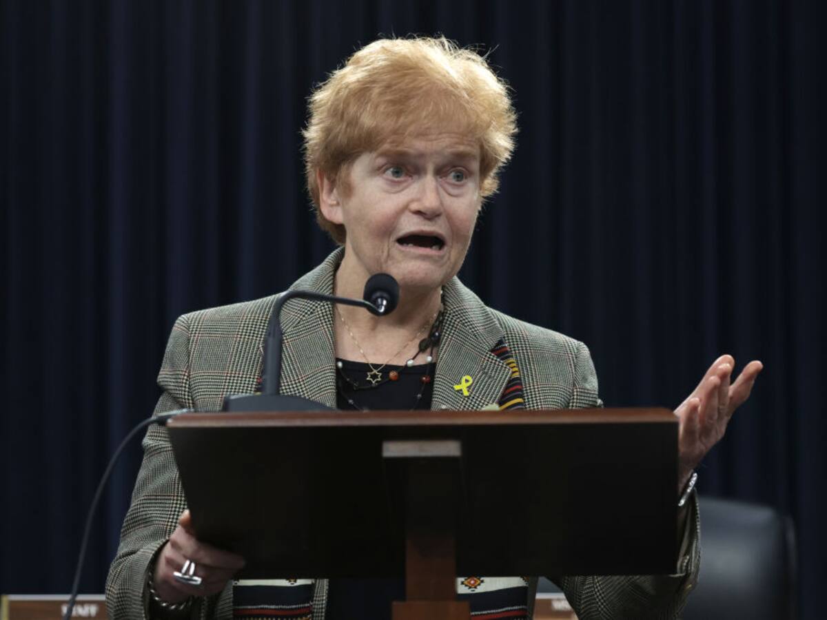 No todas las críticas que se hagan contra Israel son antisemita: Deborah Lipstadt