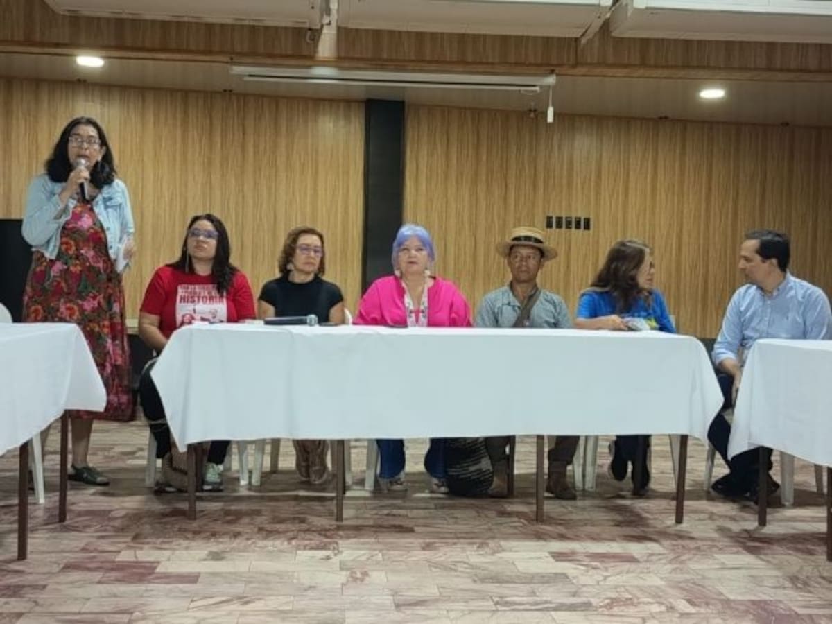 Senadora Gloria Flórez denunció al alcalde de Charalá por disturbios en caravana del Pacto Histórico