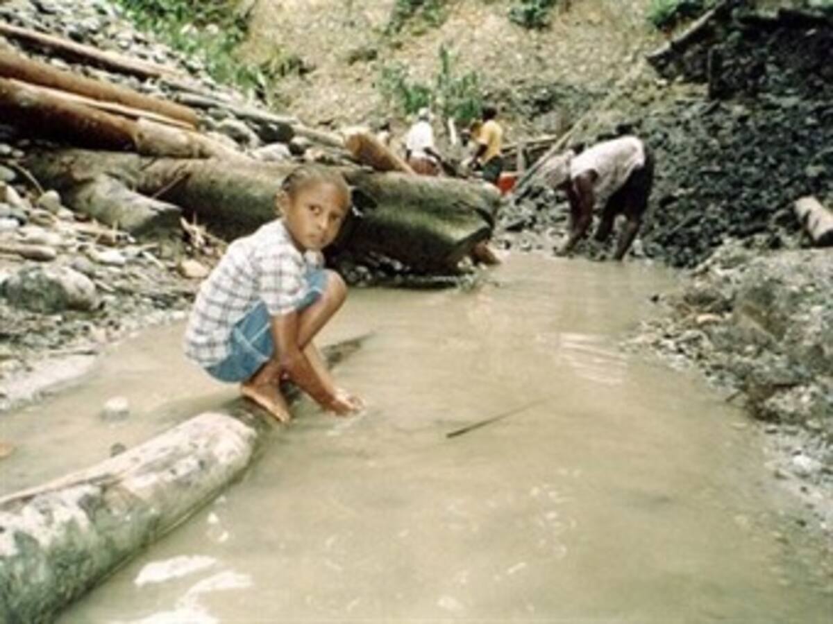 EE.UU. entregará US$9 millones para sacar de la minería artesanal a niños colombianos