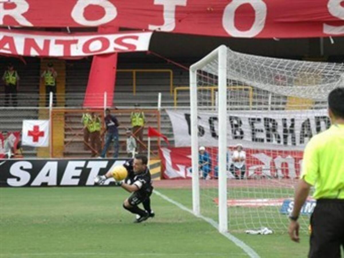 'Este es mi primer gol oficial': Alexis Viera, arquero de América