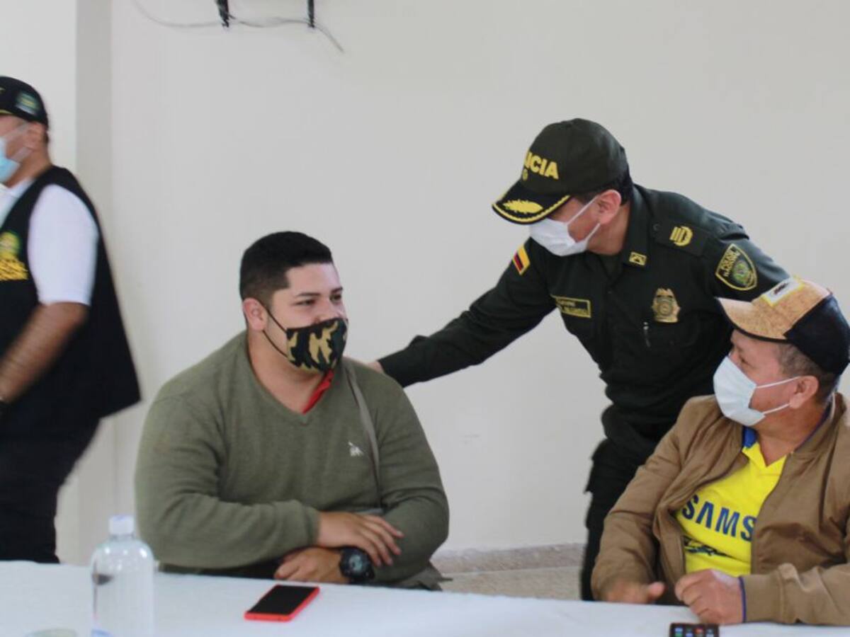 Trabajo conjunto entre autoridades y habitantes del área rural en Chinchiná