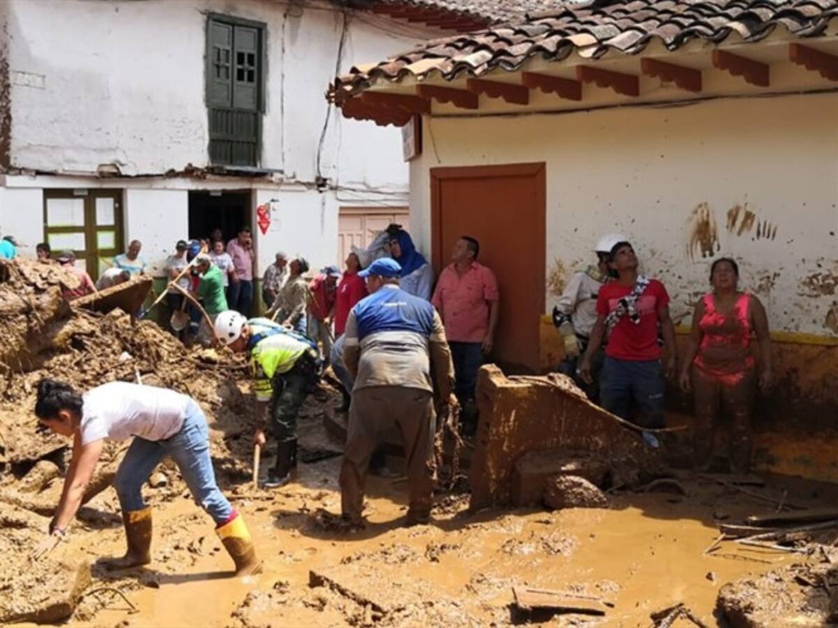 Jericó continúa en alerta roja tras deslizamiento por fuertes lluvias