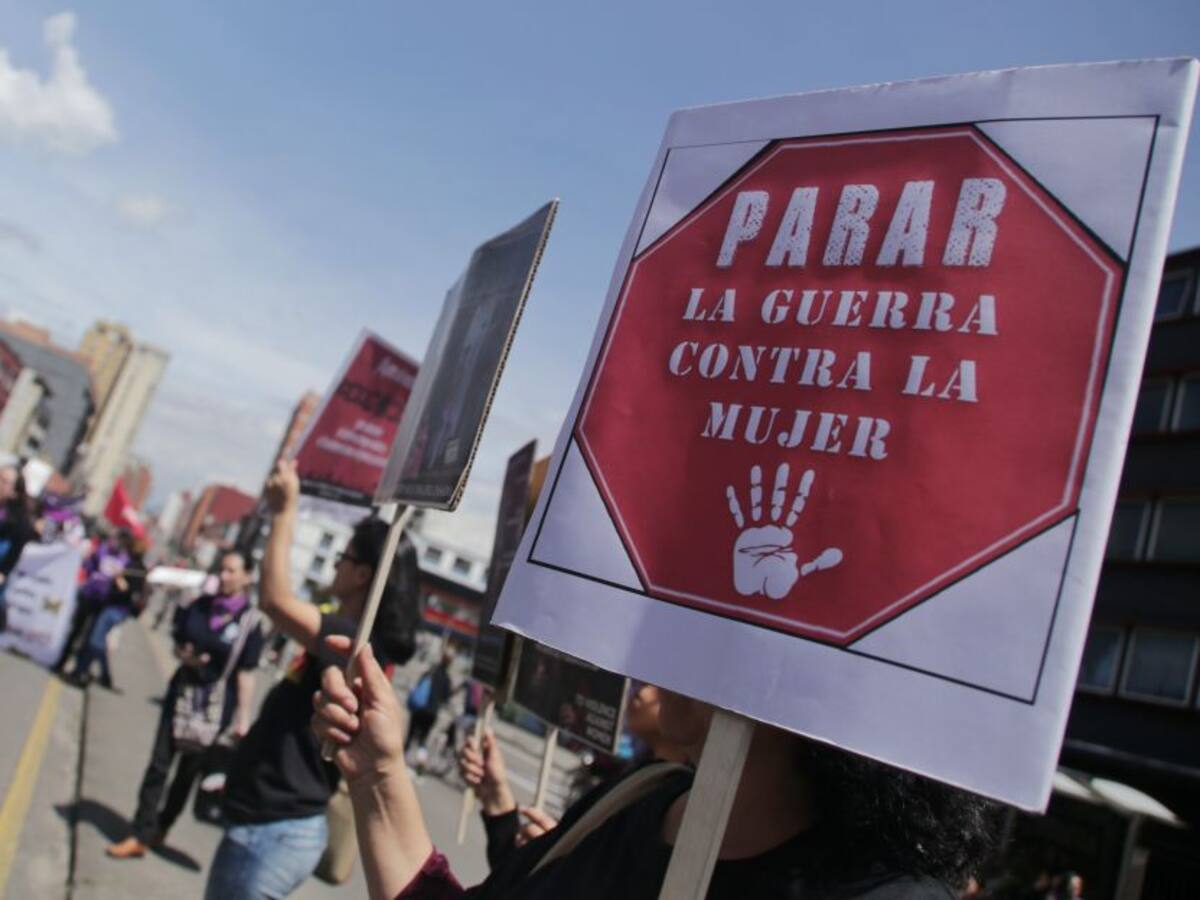 A la cárcel presuntas atacantes con ácido de una mujer en Bogotá