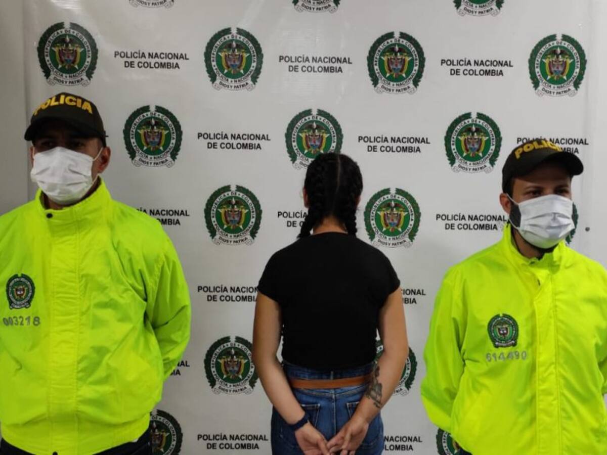 Capturan mujer que usaba bebé para ocultar su venta de vicio
