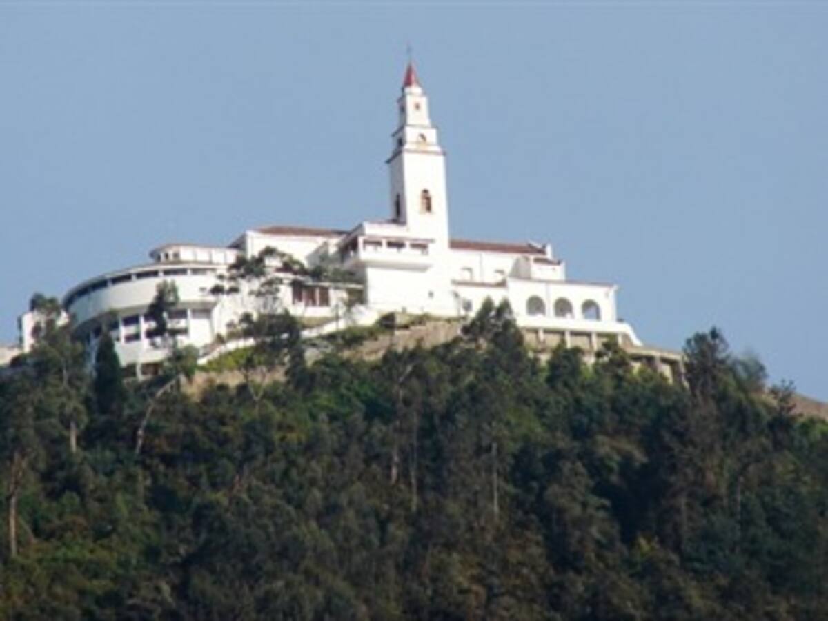Denuncian robo masivo a peatones en el camino a Monserrate