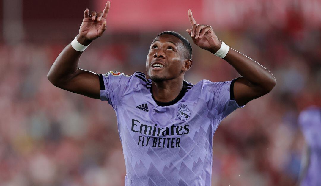 David Alaba festeja su golazo para la victoria del Real Madrid.