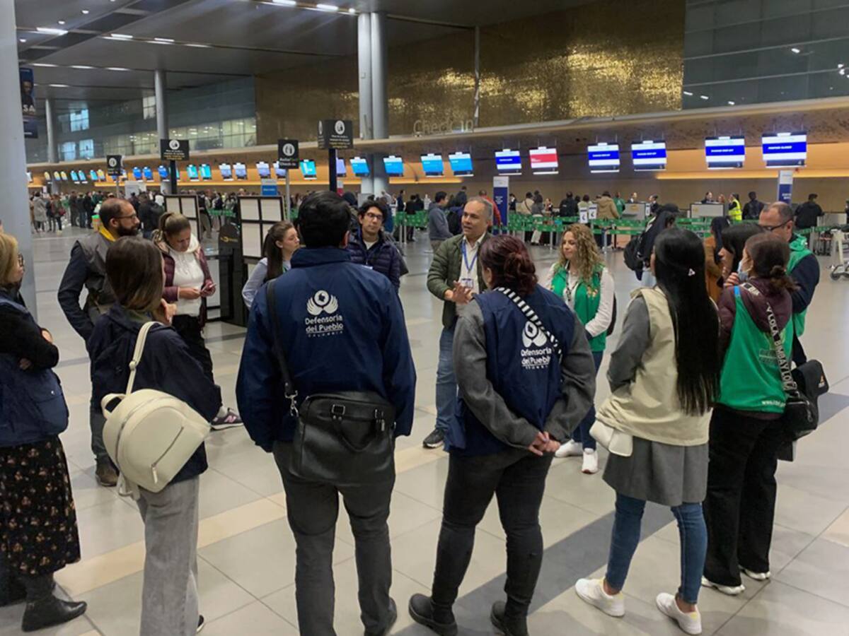 Defensoría propone creación de mesa bilateral para proteger derechos de personas deportada en EE.UU