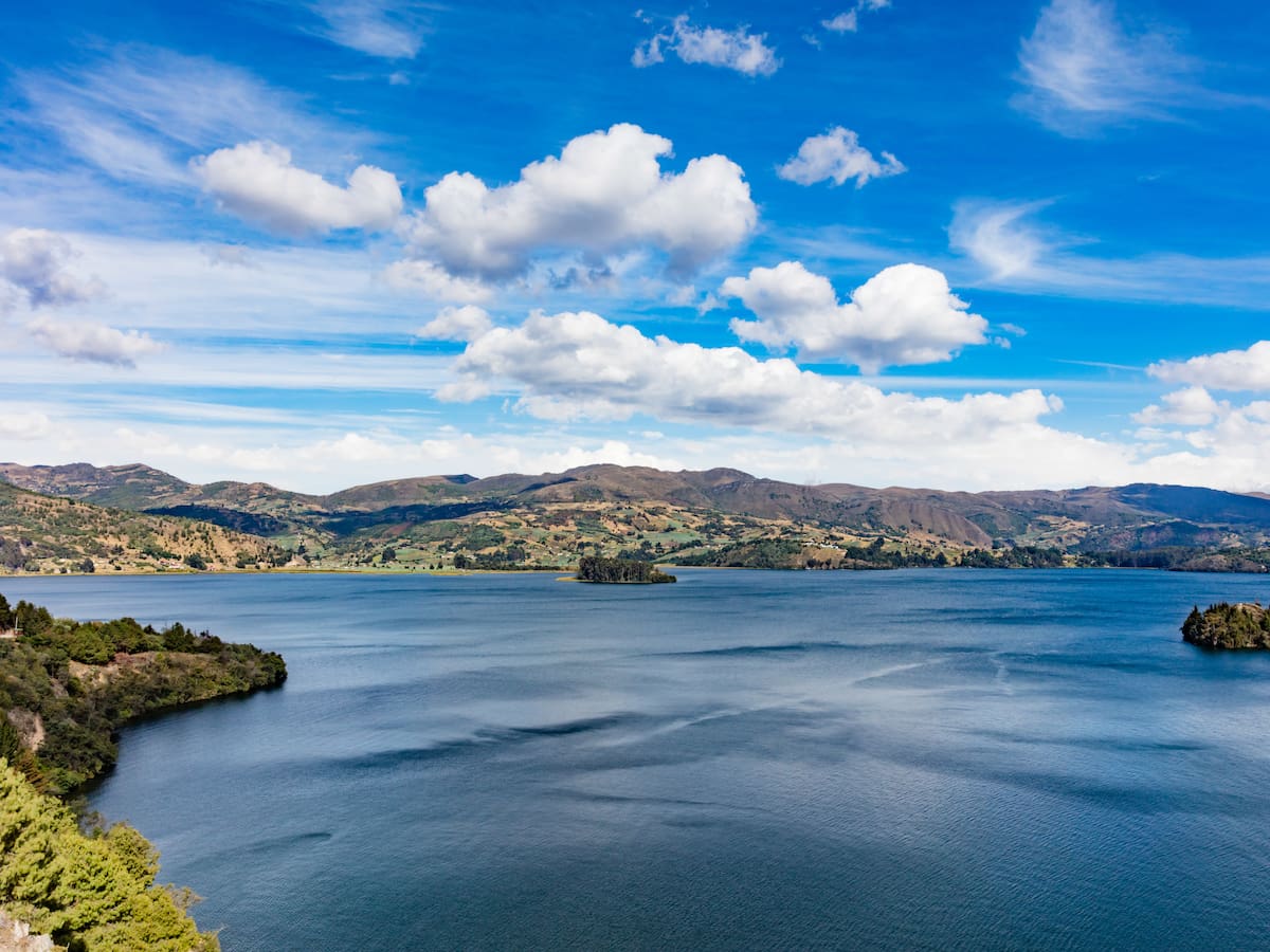 Investigados exalcalde de Aquitania por construcción de hotel en la Laguna de Tota