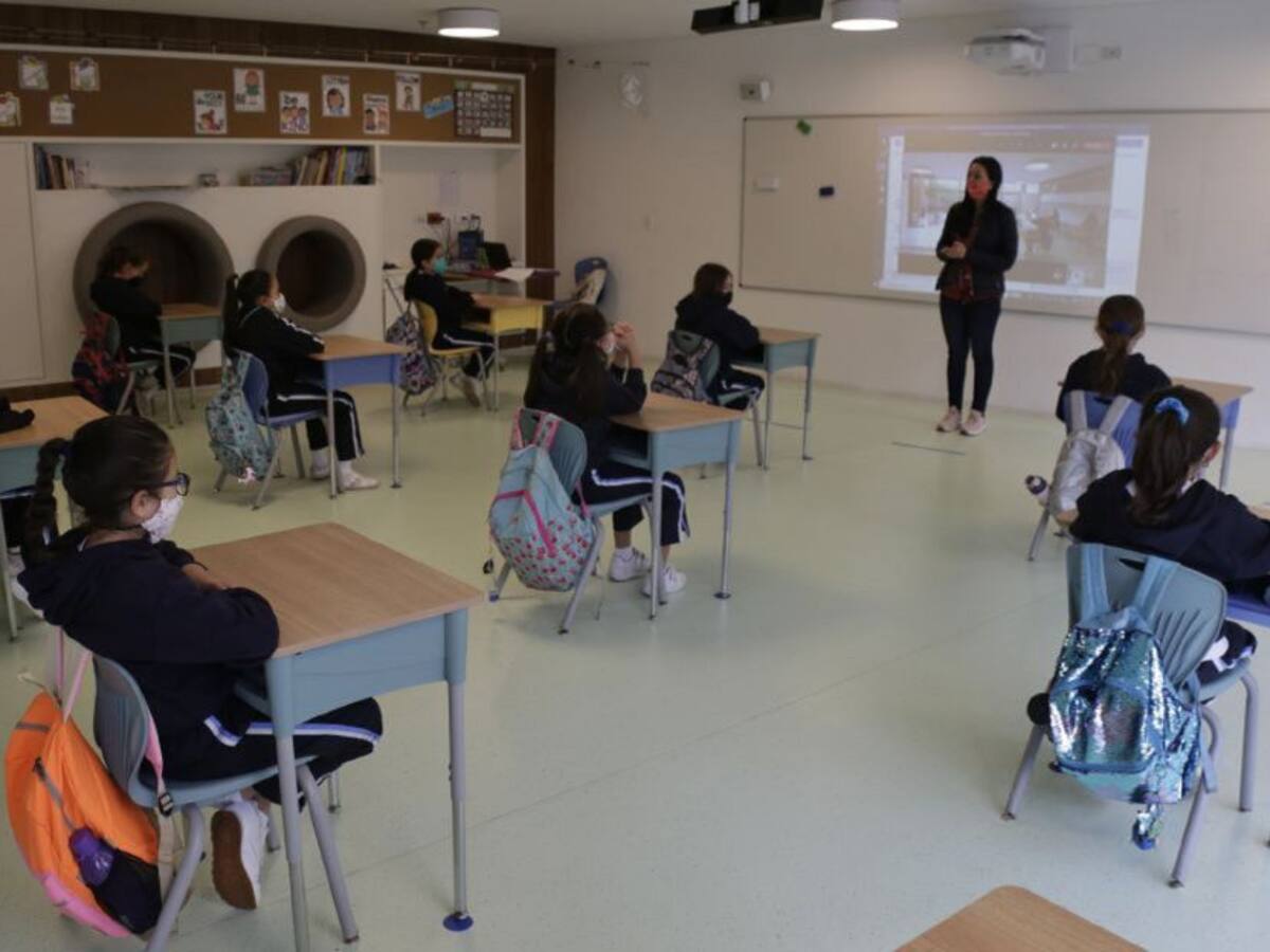 Docentes en Piedecuesta vuelven a las aulas este miércoles