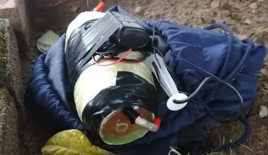 El artefacto explosivo artesanal que se utilizaría en el atentado.