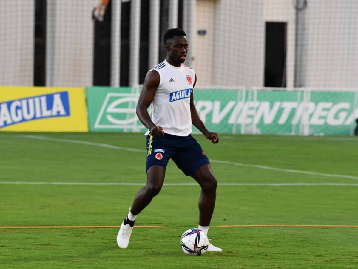 Davinson: "Contra Argentina podemos catapultarnos para llegar al Mundial"