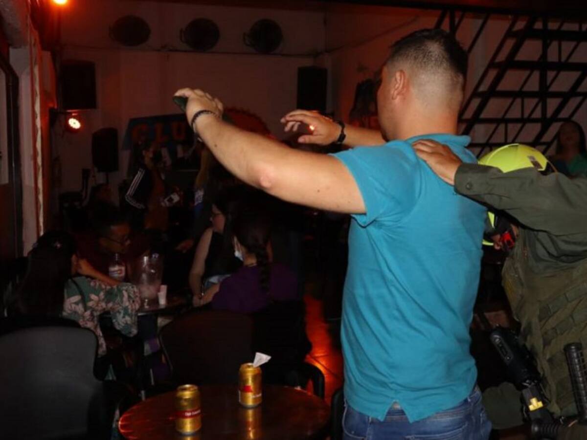 Sellan 9 establecimientos nocturnos en Bucaramanga