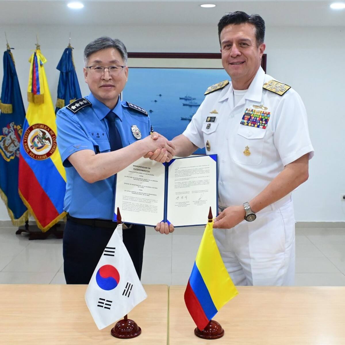 Armada de Colombia establece línea con Corea del Sur para lucha contra el narcotráfico