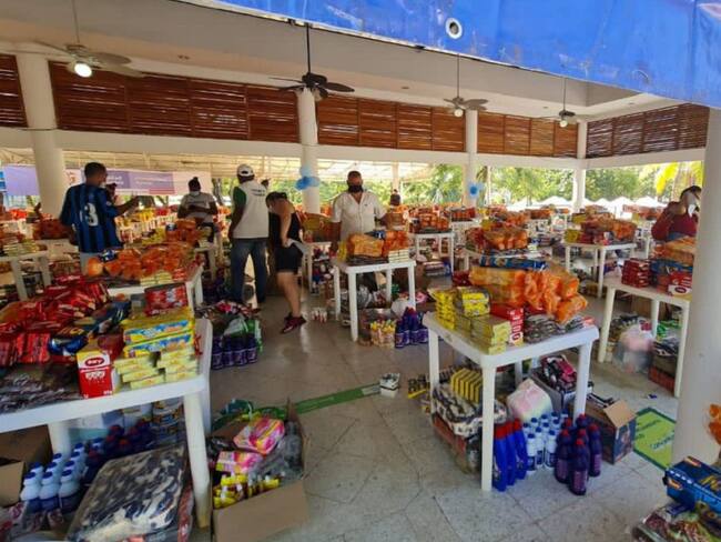 Entregan ayudas a tenderos de la Localidad 2 de Cartagena