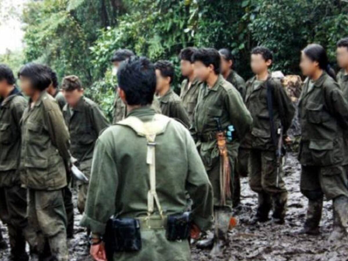 Petro denuncia reclutamiento de 350 niños indígenas usados como “escudos”