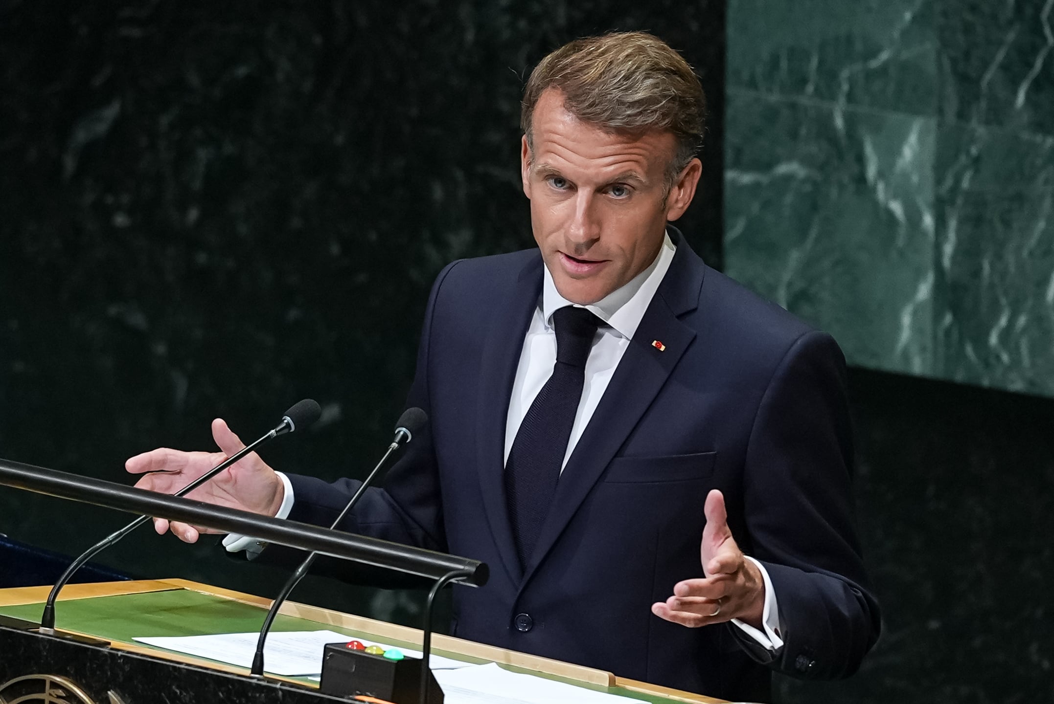 El presidente de Francia, Emmanuel Macron, durante su intervención ante la Asamblea General de Naciones Unidas.
(Foto: Mehmet Eser/Anadolu via Getty Images)