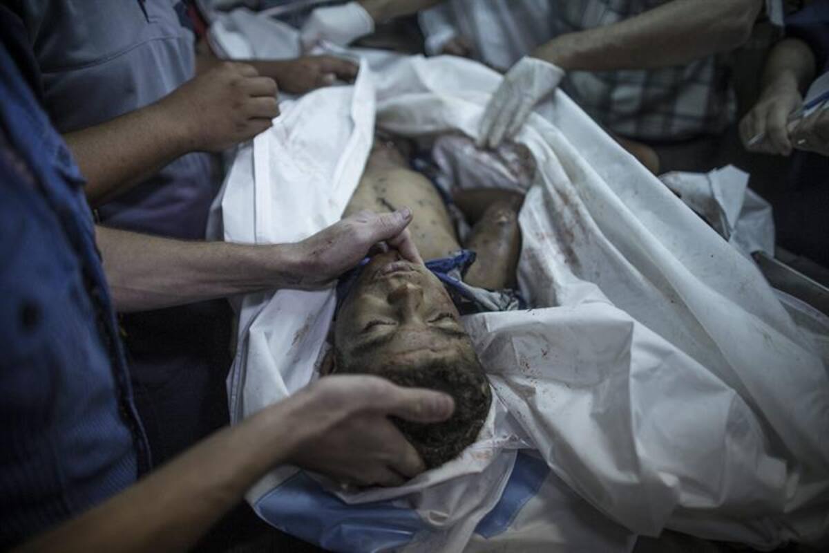 Gaza se conmociona por el asesinato de cuatro niños que jugaban en la playa.