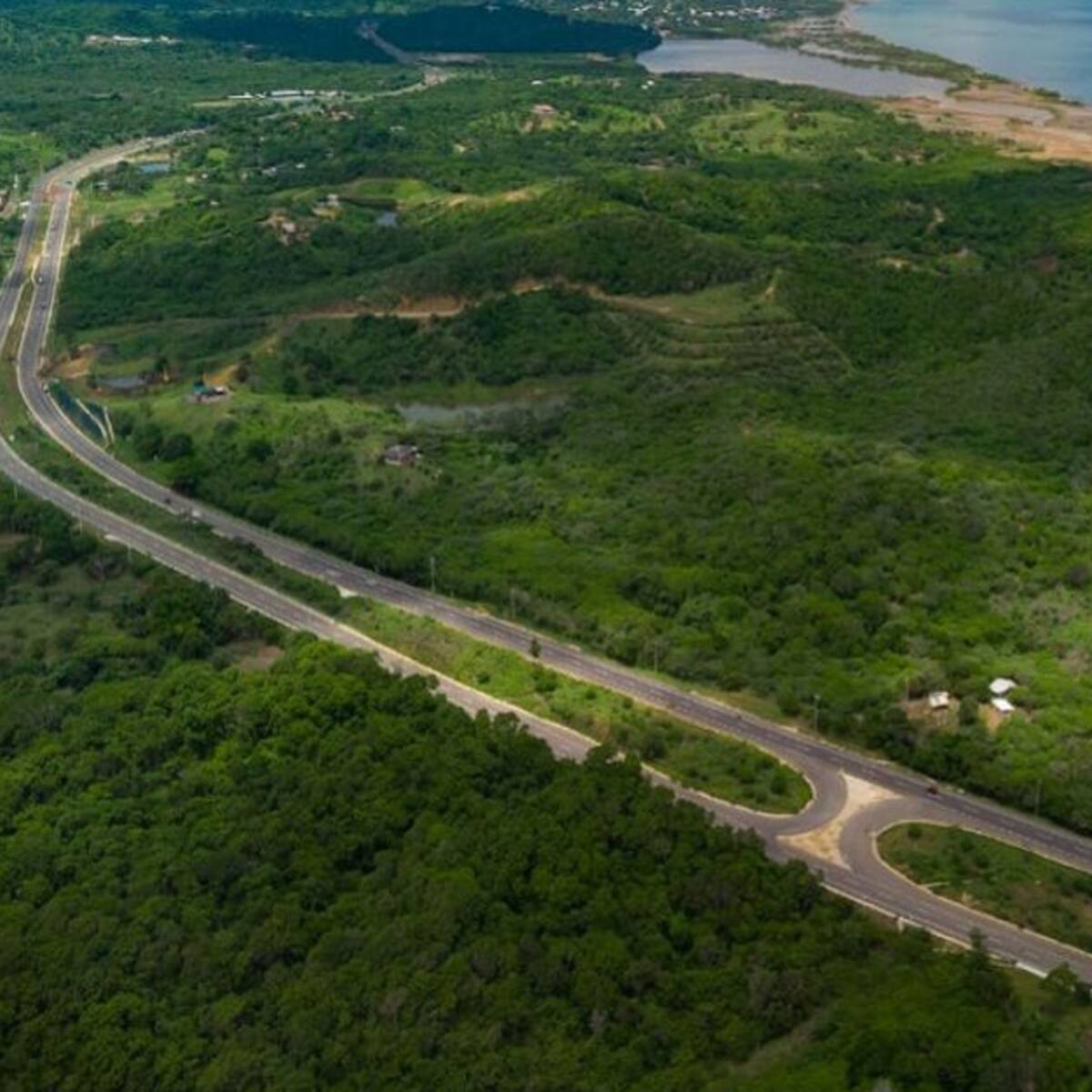 Habilitan siete kilómetros de segunda calzada Barranquilla - Cartagena