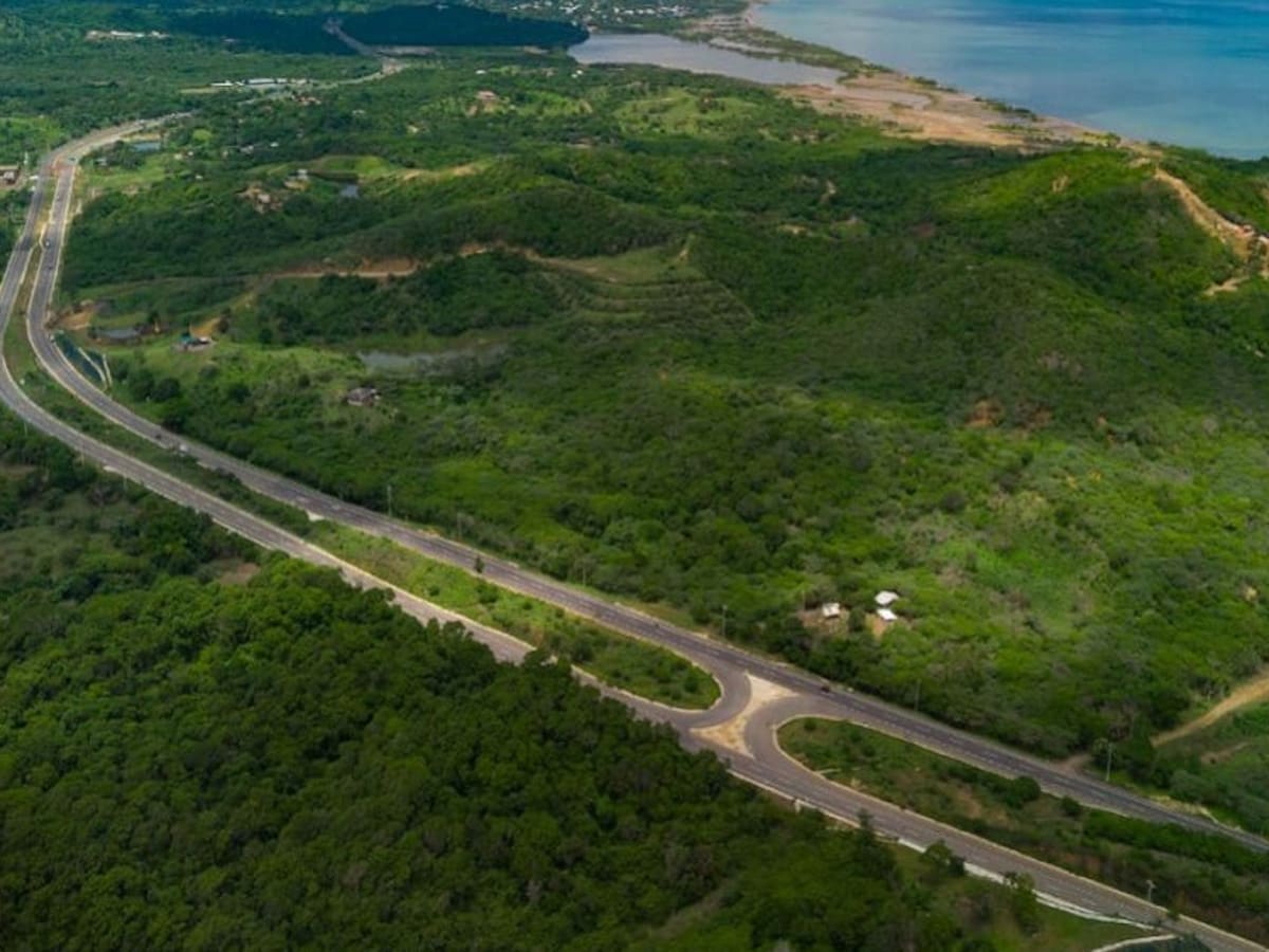 Habilitan siete kilómetros de segunda calzada Barranquilla - Cartagena