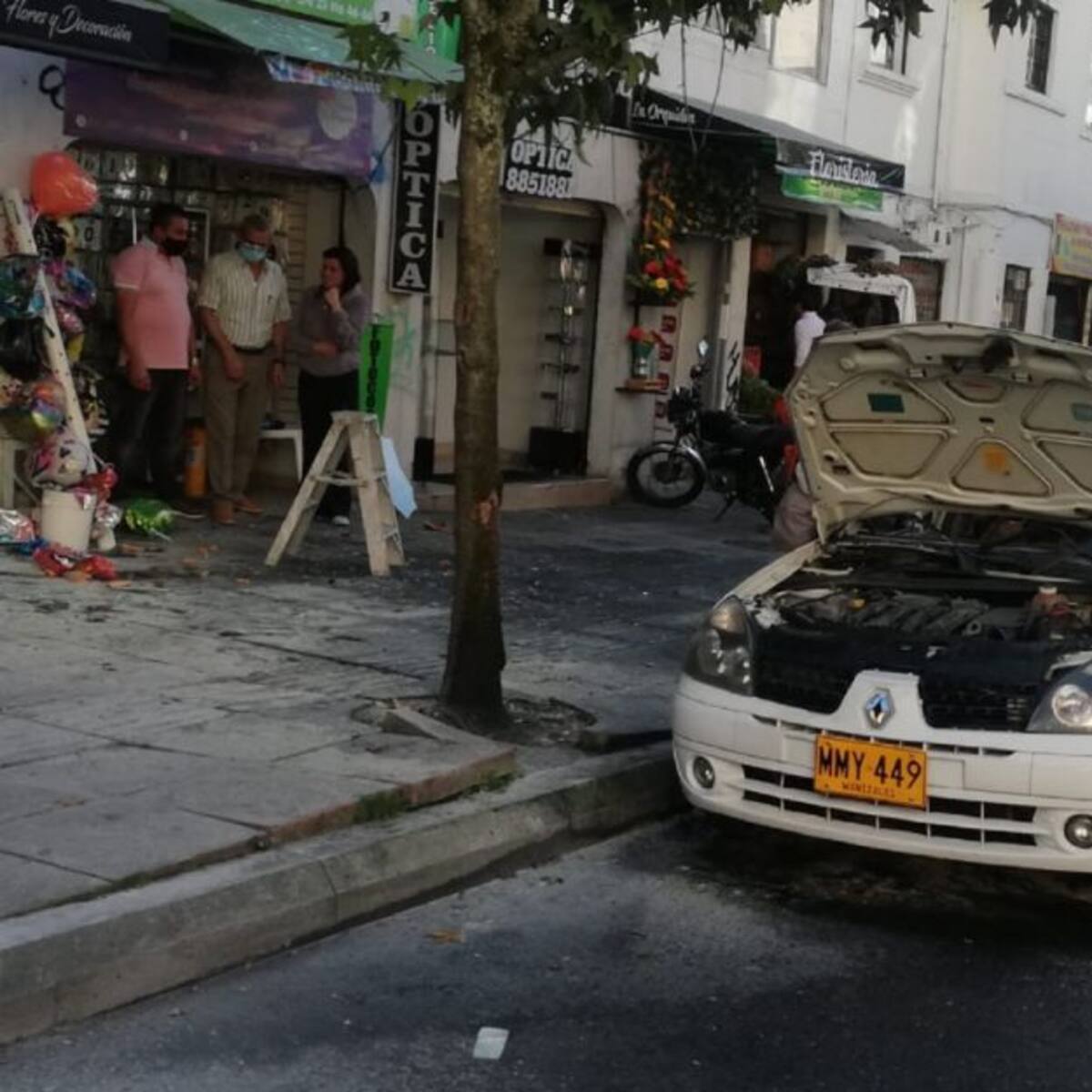 Al parecer la explosión de un cilindro de acetileno causó la emergencia