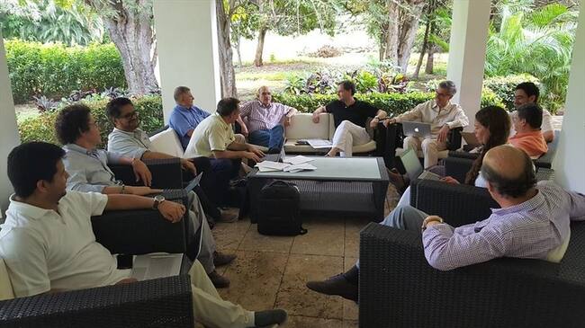 Reunión de negociadores del Gobienro y las Farc en La Habana. Foto: Colprensa