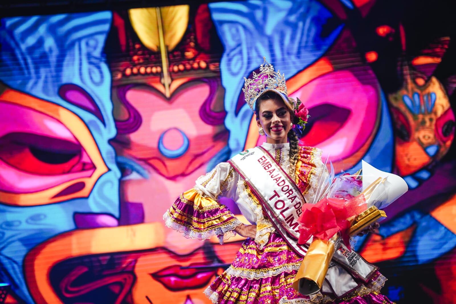 Laura Cortés, embajadora departamental del Folclor
