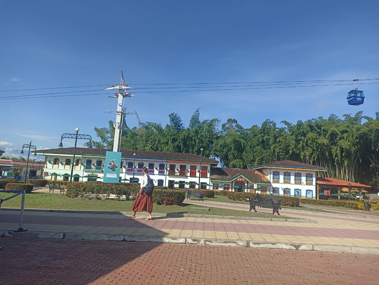 Plaza de Bolívar en el Parque del Café en Montenegro, Quindío Foto: Adrián Trejos