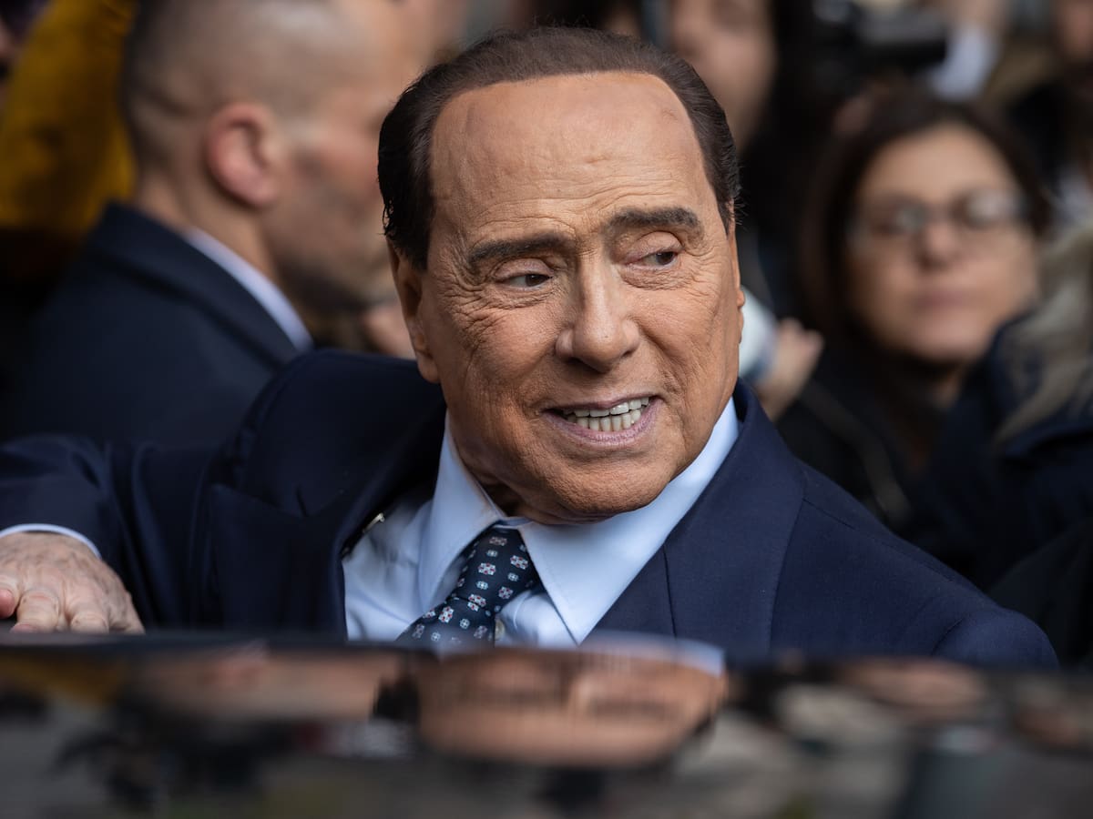 Silvio Berlusconi le promete un “autobús de prostitutas” al Monza: ¿qué deben hacer?