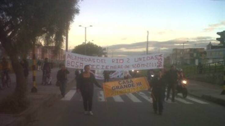 Gobierno reconoce que no tiene más recursos para damnificados de Bosa y Kennedy