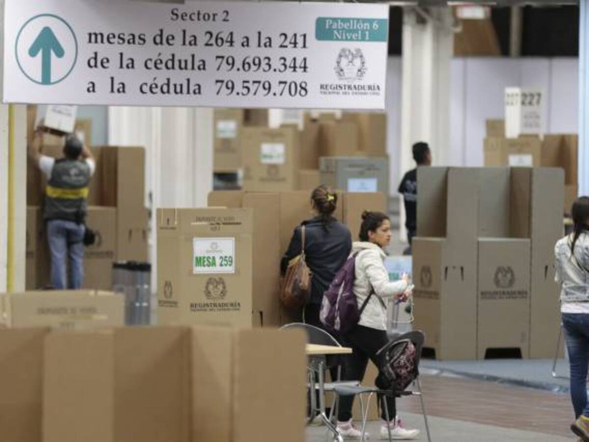 Miles de colombianos convocados en España a segunda vuelta presidencial