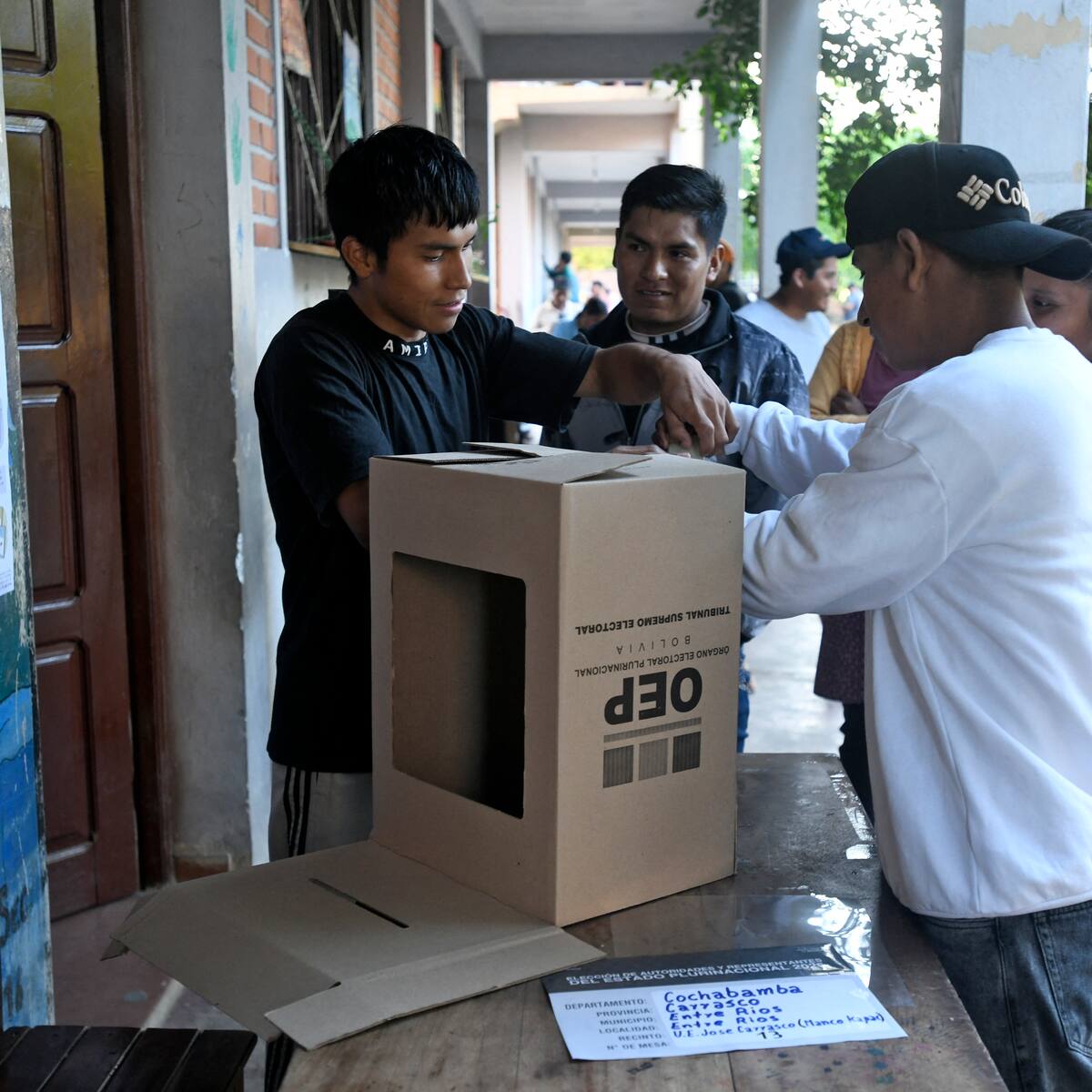 Tribunal Superior Electoral garantiza la realización de la segunda vuelta presidencial en Bolivia
