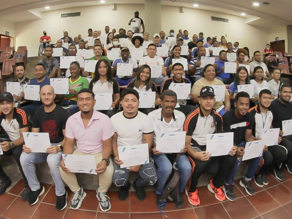 Dirigentes deportivos de Bolívar capacitados con apoyo de Mindeporte