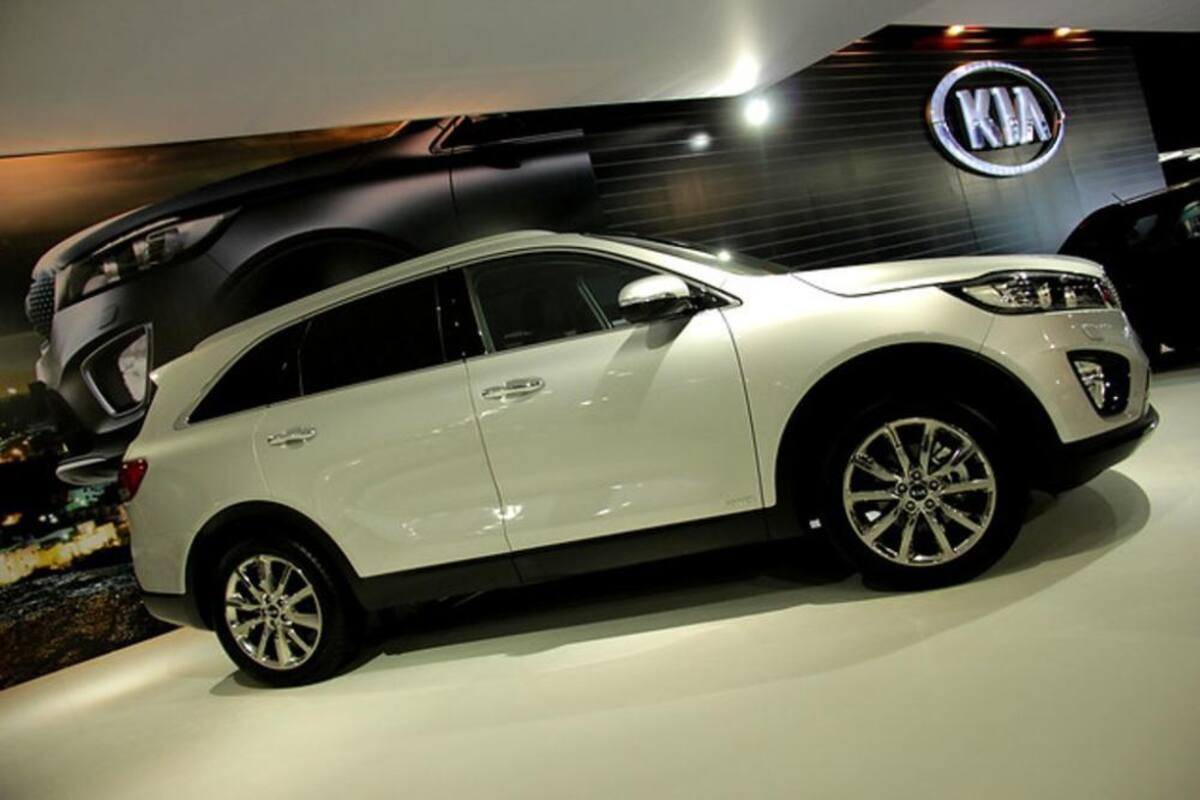 Los amantes de los automóviles se dan cita en Corferias donde se exhiben más de 1000 vehículos con  modelos recientes de las más reconocidas marcas de automóviles a nivel mundial.